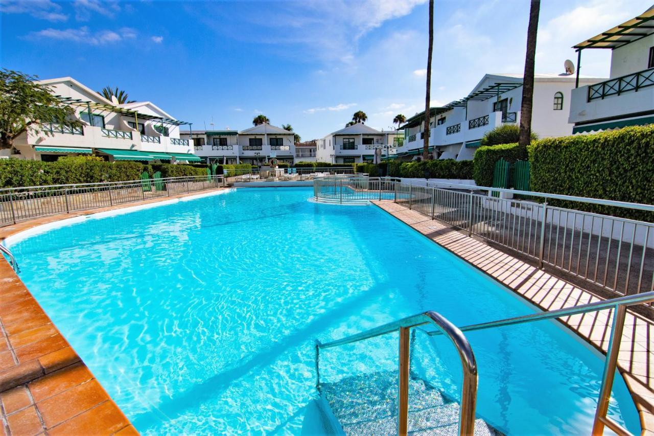 Bungalow Parque Gaviota 4 By Homestaygrancanaria Maspalomas  Bagian luar foto